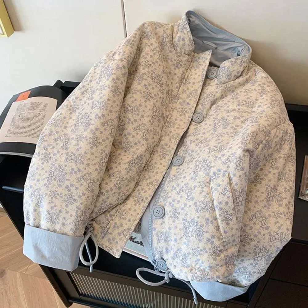2025 Literary Korea Gentle Print Veste Femme Stand Collar Short New Age Reduction Jacket Casual Warm Thicked Panelled Mujer H260917