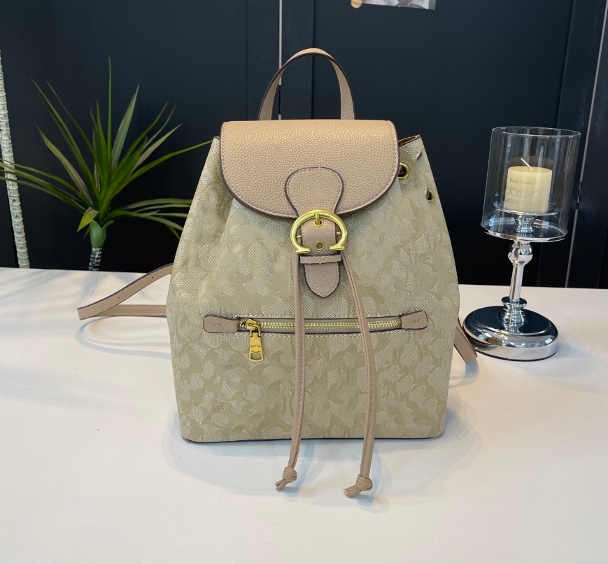 Backpack Style sacoche Backpack Designer book for woman men leather Shoulder travel school bag lady high capacity handbags crossbody black Clutch to