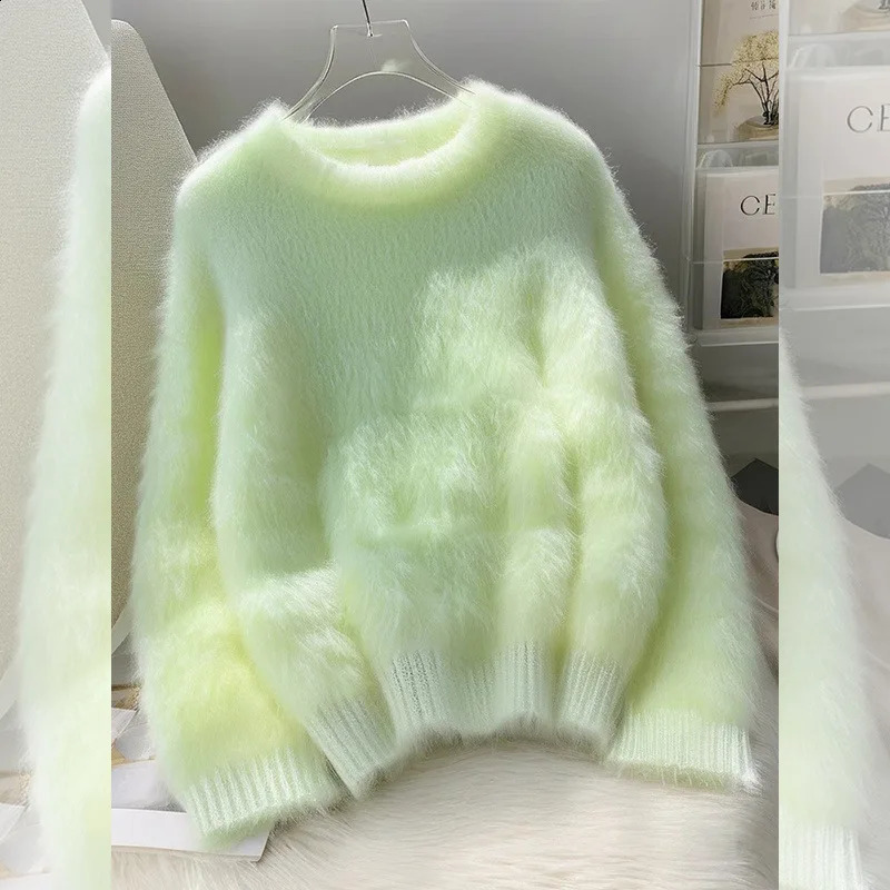 Green Plush Wear Knitted Sweater Women's Long-sleeved Fashion Warm Inner Soft Waxy Sweater Lady Lazy Style Top 2026 Summer 260917
