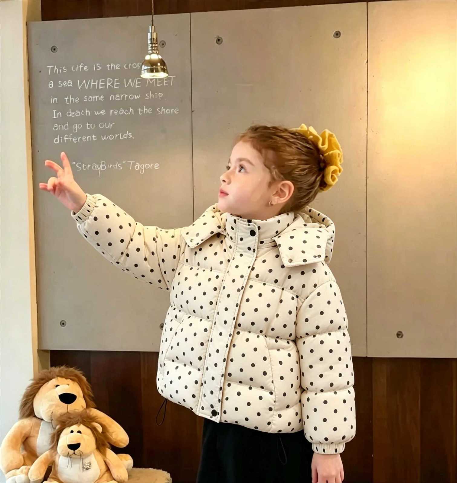 Polka 2026 New Autumn Winter Dot Cotton Jacket for Girls Baby Korean Fashion Warm Thick Hooded Short Cotton Jacket J260917