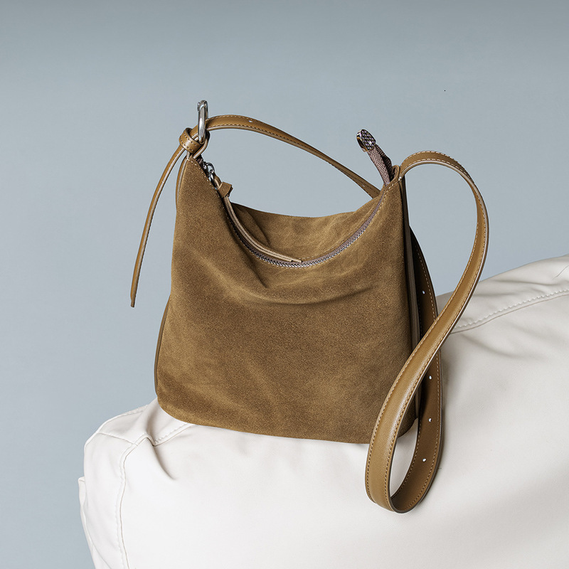 Women's Bucket Suede Leather Vintage Handbag Unique Design Crossbody Shoulder Bag Versatile Chic Style Large Capacity Tote