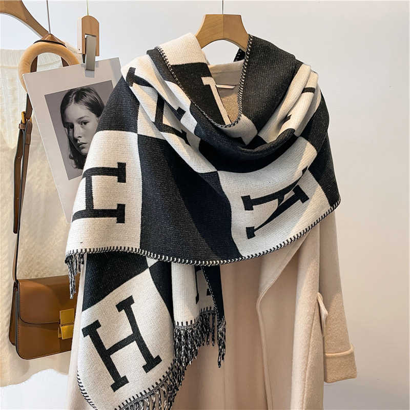 Arrival New Core Spun Yarn Winter Scarf For Women Double Sided Long Letter Print Shawl Warm Holiday Gift S260917OC20