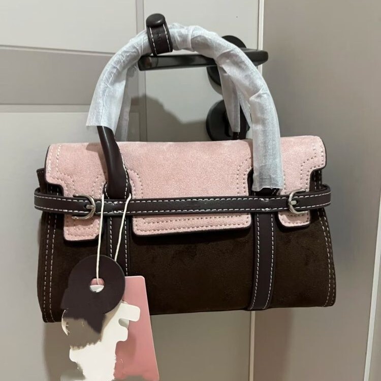 Designer Minimalist Quilted Diamond Pattern Pink 2026 New Model Chain Shoulder Bag Handbag Custom Made Women Trendy Top Hot Cute Elegant Luxury Soft