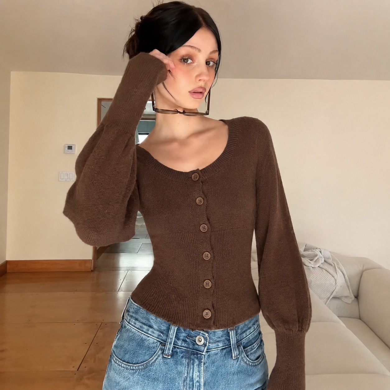 Retro American-style autumn winter bubble-sleeve knitted cardigan, round-neck, single-breasted, short, fitted, and slimming knit jacket 25