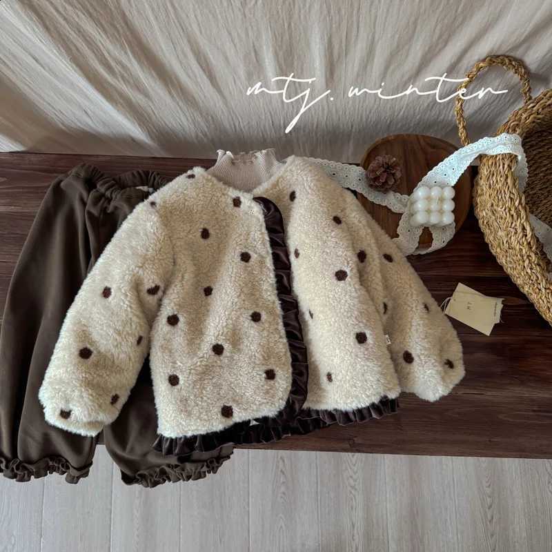 Polka Winter Girls Dot Embroidery Plush Coat Children Cotton Padded Jacket Fashion Baby Girl Cute Lace Coat Warm Coat -2026T260916