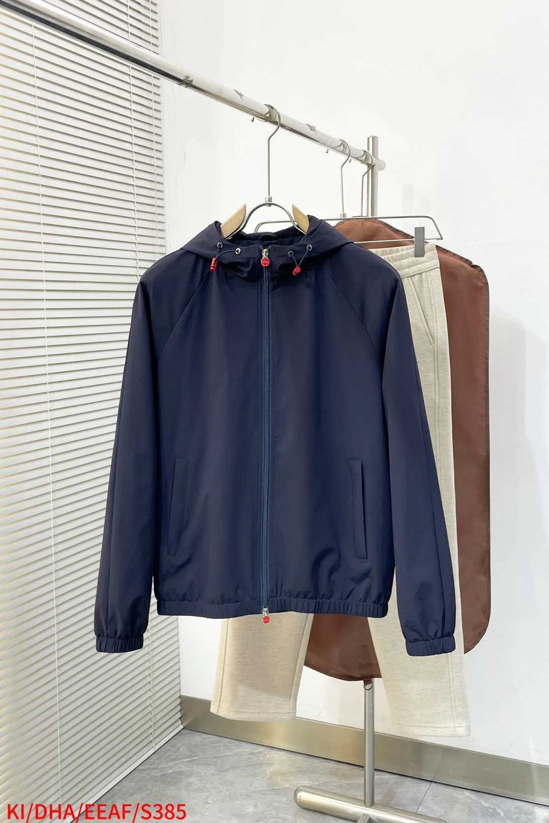 SIJITONGDA 2026New New high-quality casual hooded jacket for early autumn and winter of 2025 size M-3XL C260917