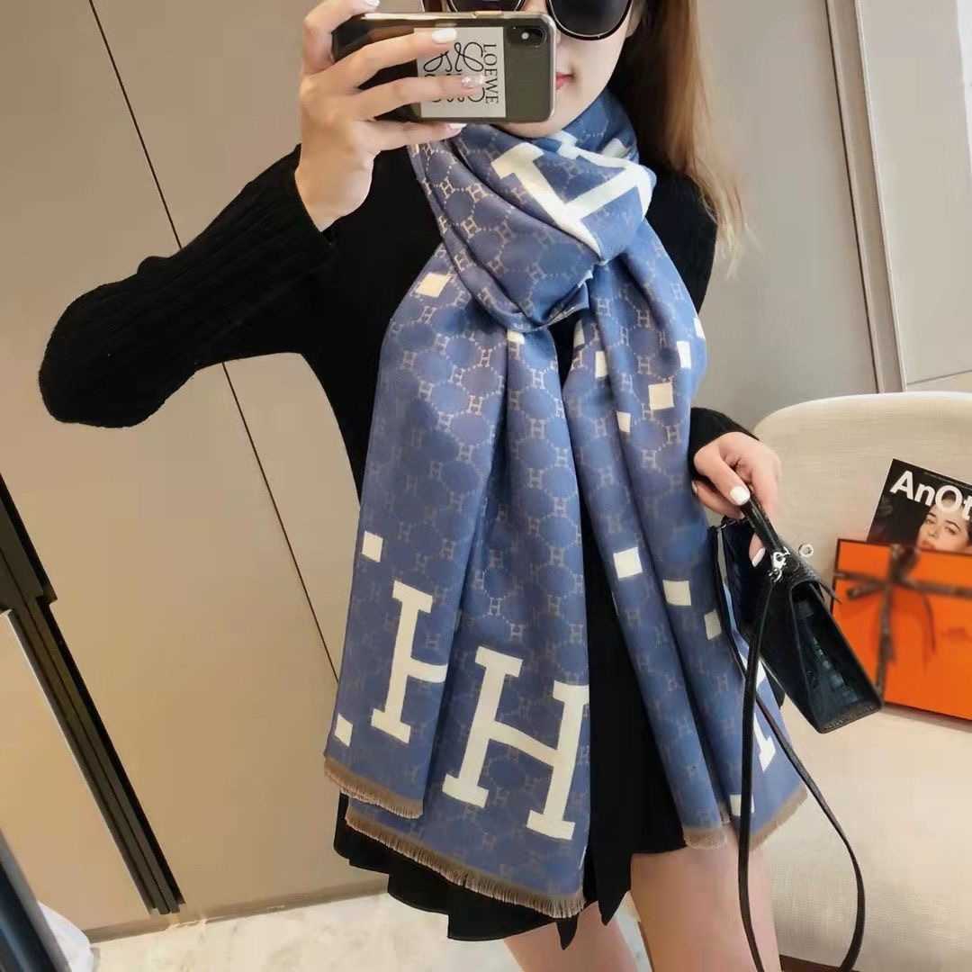 cozy style vibe Women's with beach scarf cashmere shawl new autumn winter warm outerwear suitable for office naps and as blanket S260917S6ZV