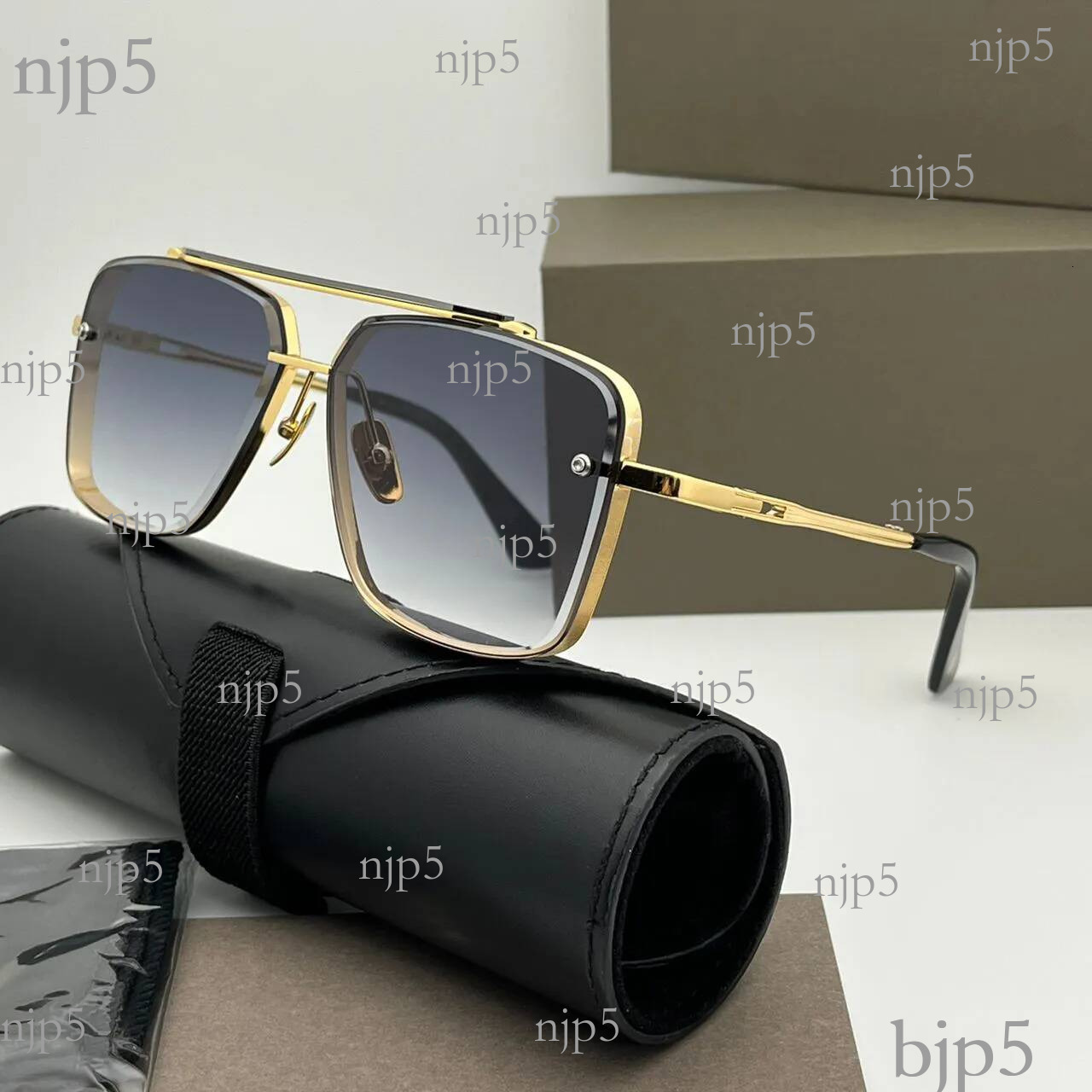 M SIX Sunglasses For Men and Women Summer Classic Style Anti Ultraviolet Retro Plate Square Full Frame Fashion Eyeglasses Random Box