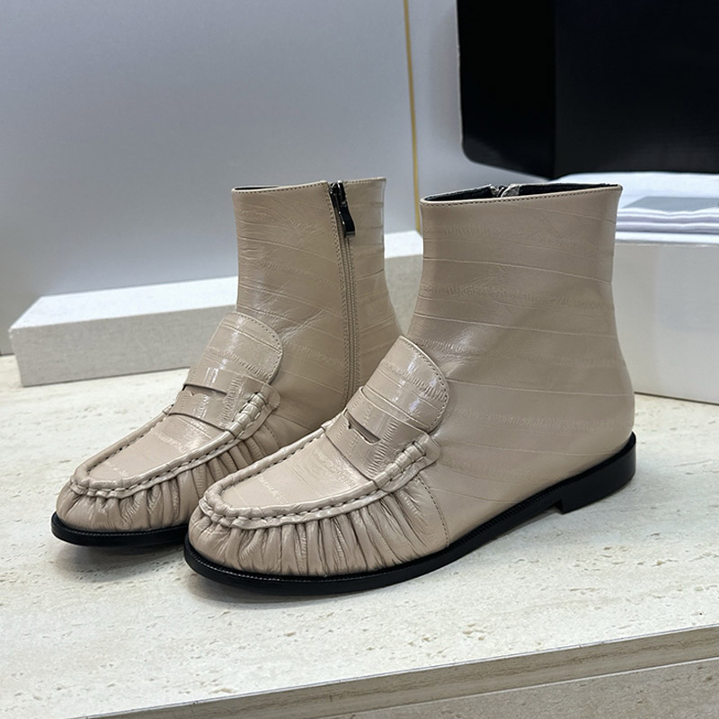 Eel Skin Leather LE LOAFER Ankle Boots Excellent Madam Designer Glazed Ruched Calfskin Upper Flat Bottom Mid Calf Boots Fashion Outdoors Winter Shor