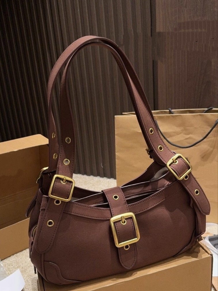 Designer bag Retro metal rivet suede soft one shoulder underarm bag Motorcycle bag Fashion trend Hobo tote bag Women's handbag