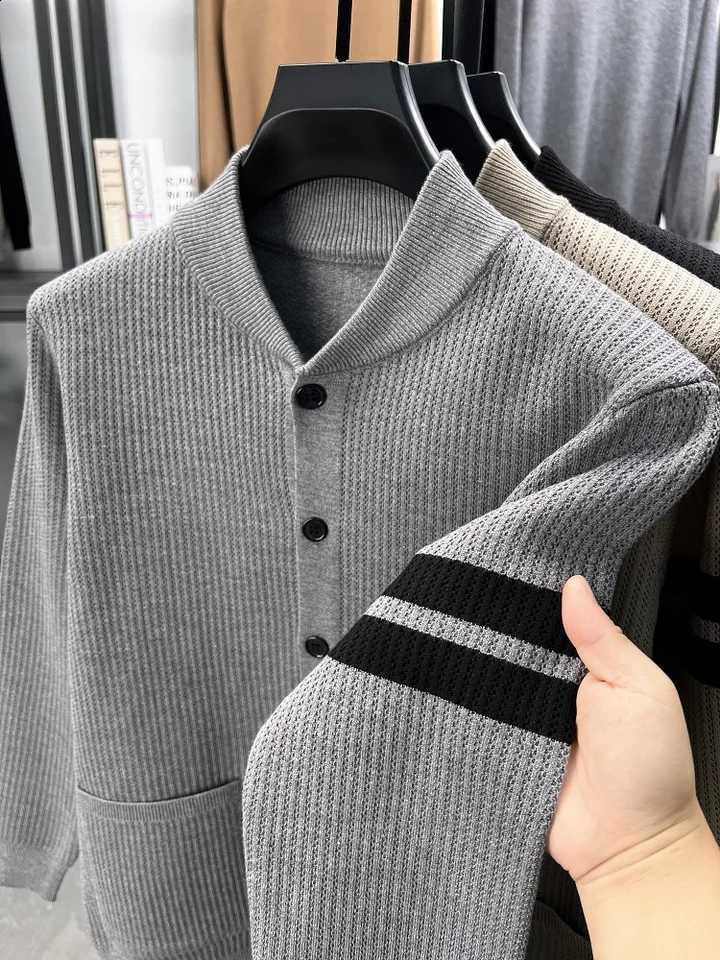 button High end brand knitted sweater cardigan youth fashion double striped comfort simple pocket men's casual round neck coat J260916