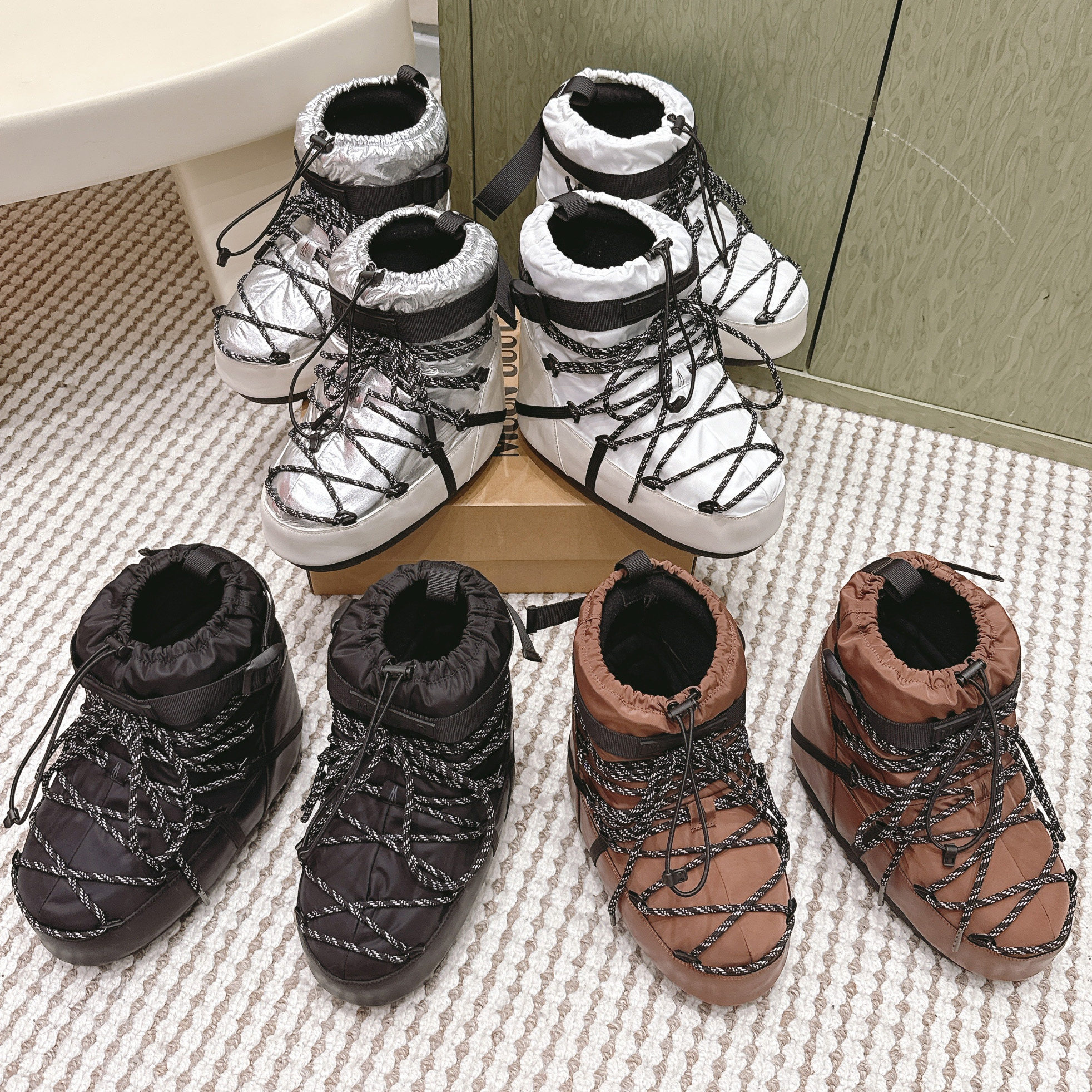 Designer Snow Boots boots Thermal boots Woman Waterproof boots Short boots Rivet Boots without box