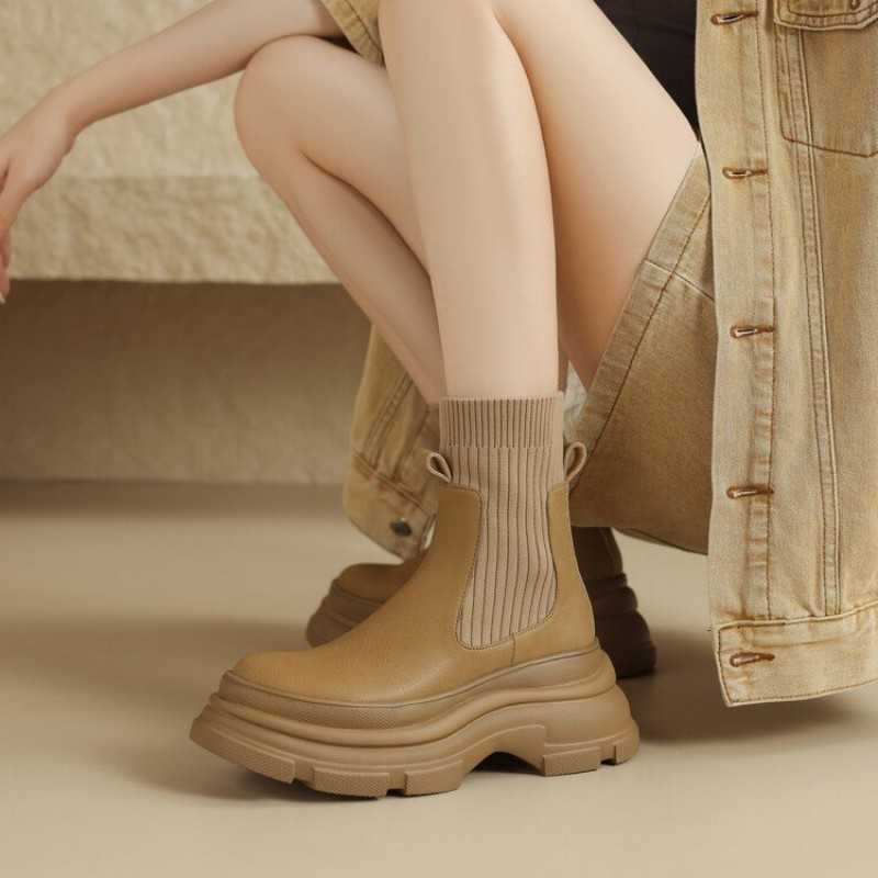 2026 Autumn New Style Ladies Round-Tip Tube-Sleeve Anti-Slip Short Boots fa1able and Versatile Knitted Patched Short Boots D260917