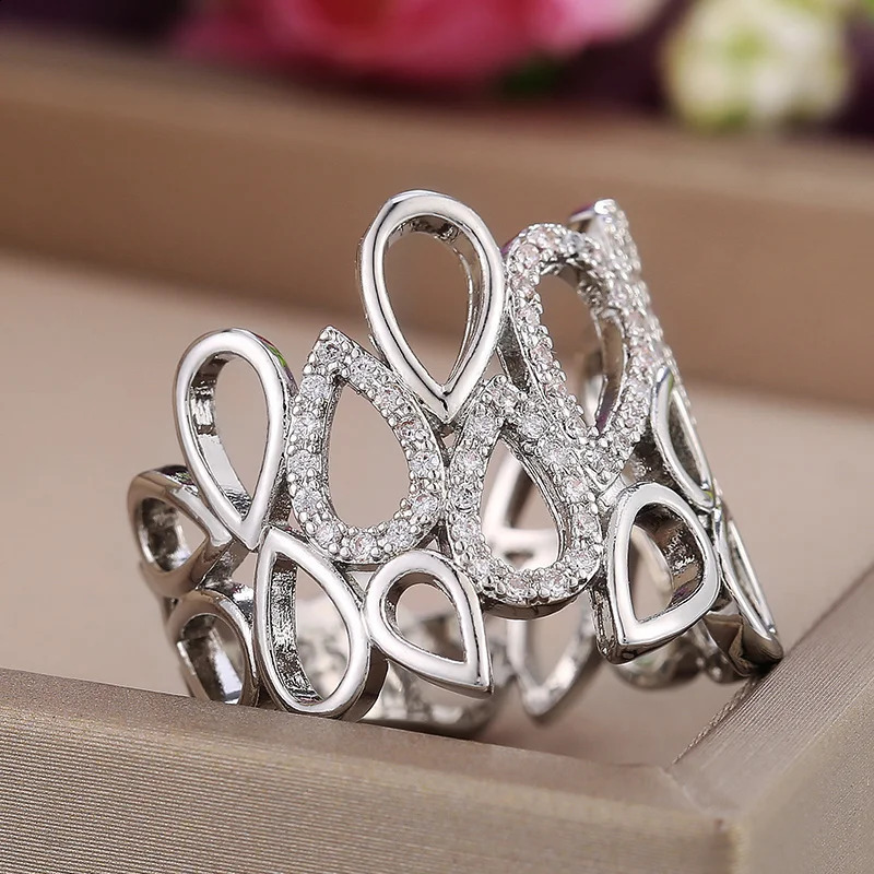 Huitan Delicate Hollow Out Water Drop Shape Women Wedding Rings Crystal Cubic Zircon Anniversary Gift Fashion Jewelry 260909