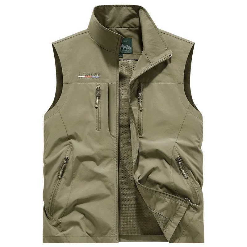 New Vest Man Thin Casual Wasitcoat for Men Vest with Many Pockets Outdoor Clothing Summer for Men Zipper Regular Men's Waistcoat Q260917