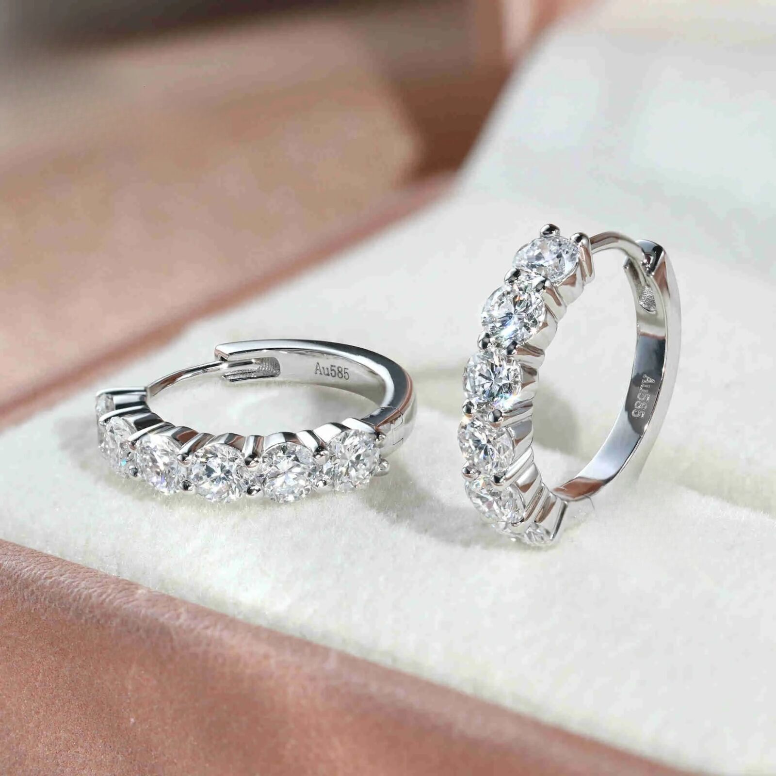 Real Hoop Ear Rings Fashion 3mm Lab Grown Diamond Huggies Earring 14K Solid Gold Earrings