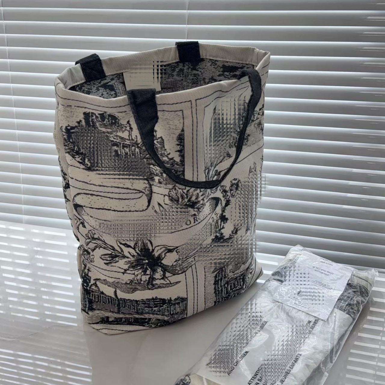 Limited Canvas Tote Bag Large Capacity Hand Full Gift Jacquard Embroidered Cotton and Linen Shopping Bag