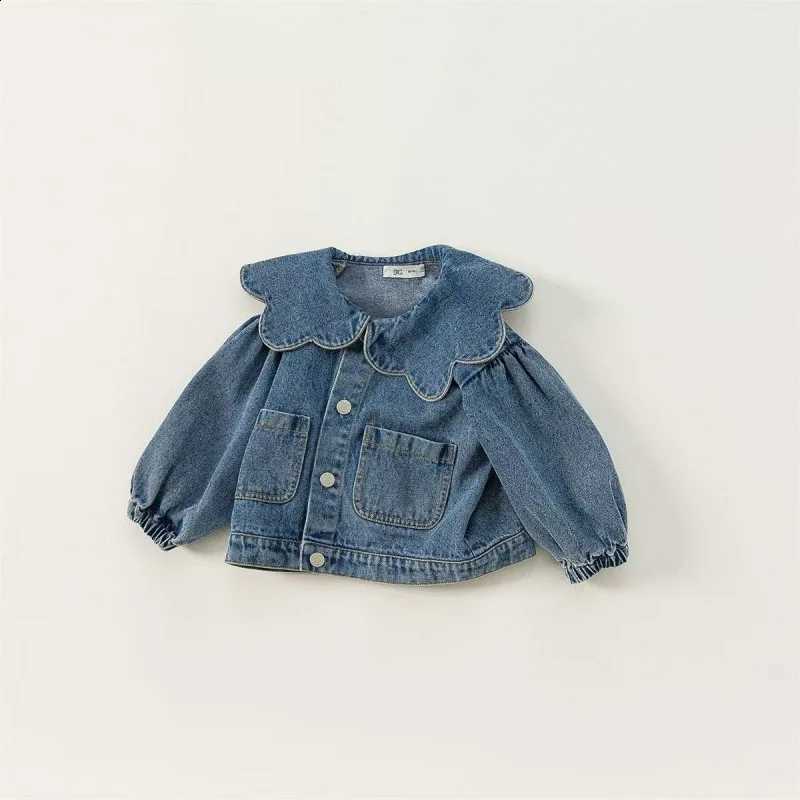 Ruffle Girls' Denim Collar Jacket Trendy Autumn Top Washed Denim with Large Wave Collar Design Children's Fashion OuterwearT260916