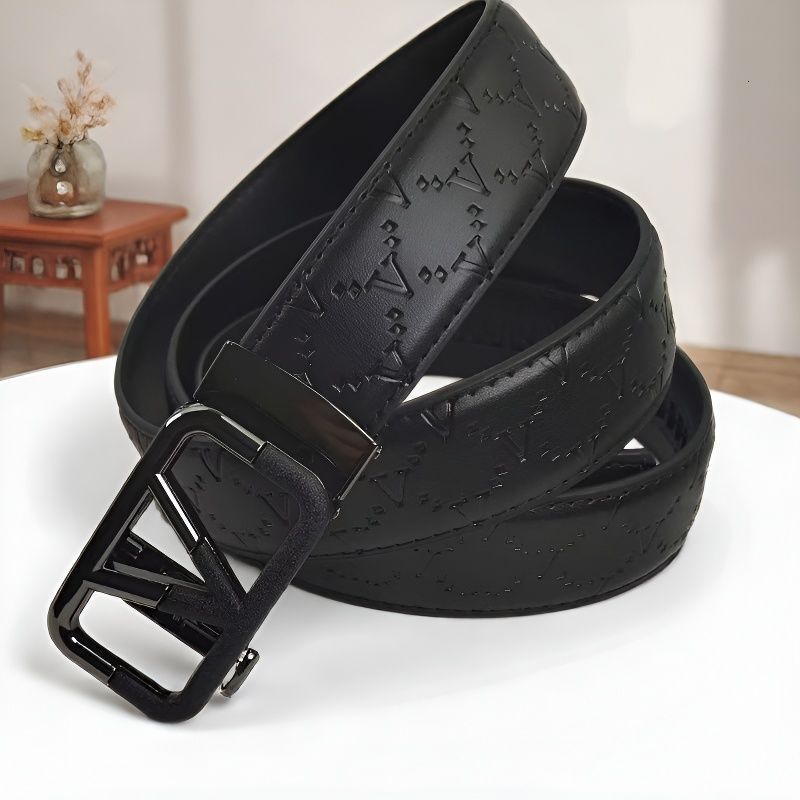 Men's leather belt, letter design, versatile business casual wear, stylish classic, high-end, suitable for young men and jeans