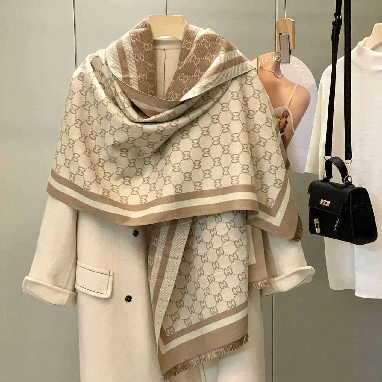 letter winter and Scarf CC beach light autumn style multifunctional elegant scarf jacket women's warm shawl S2609179PGR