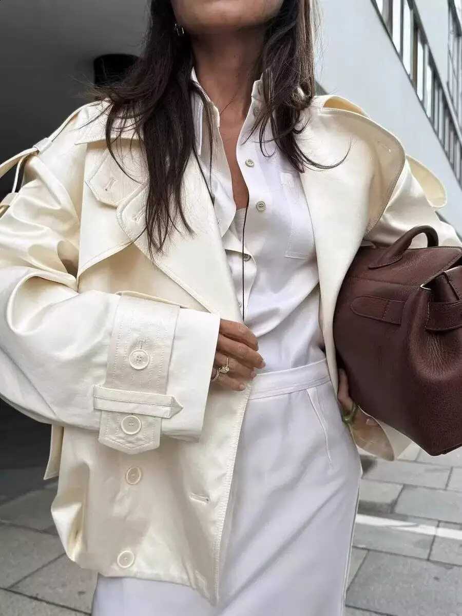 Row Solid Double Color Lapel Button Short Trench Coat Chic Patchwork Button Loose Women's Coats 2026 Autumn Street Daily Outfit D2609091