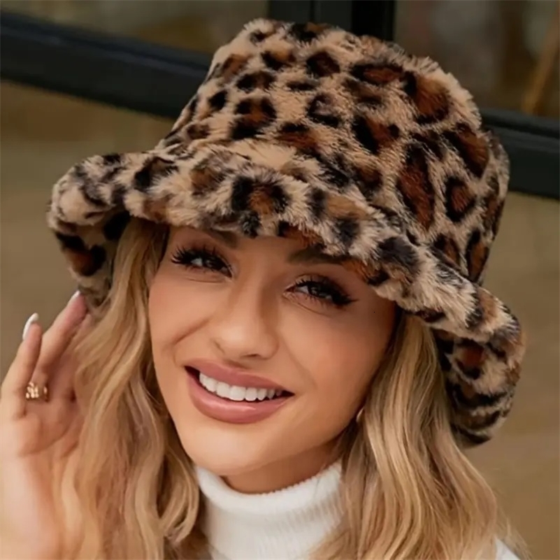 Stylish Leopard Print Bucket Hat - Soft Polyester Fleece Fisherman Cap ightweight Sun Shade Winter Fashion Accessory for Wome260915ww