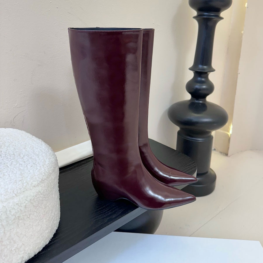 top quality Classic Vintage real Leather fashion khaite Knight Knee Boots Platform heel slip on Motorcycle tall boots ladies Luxury designer long bo