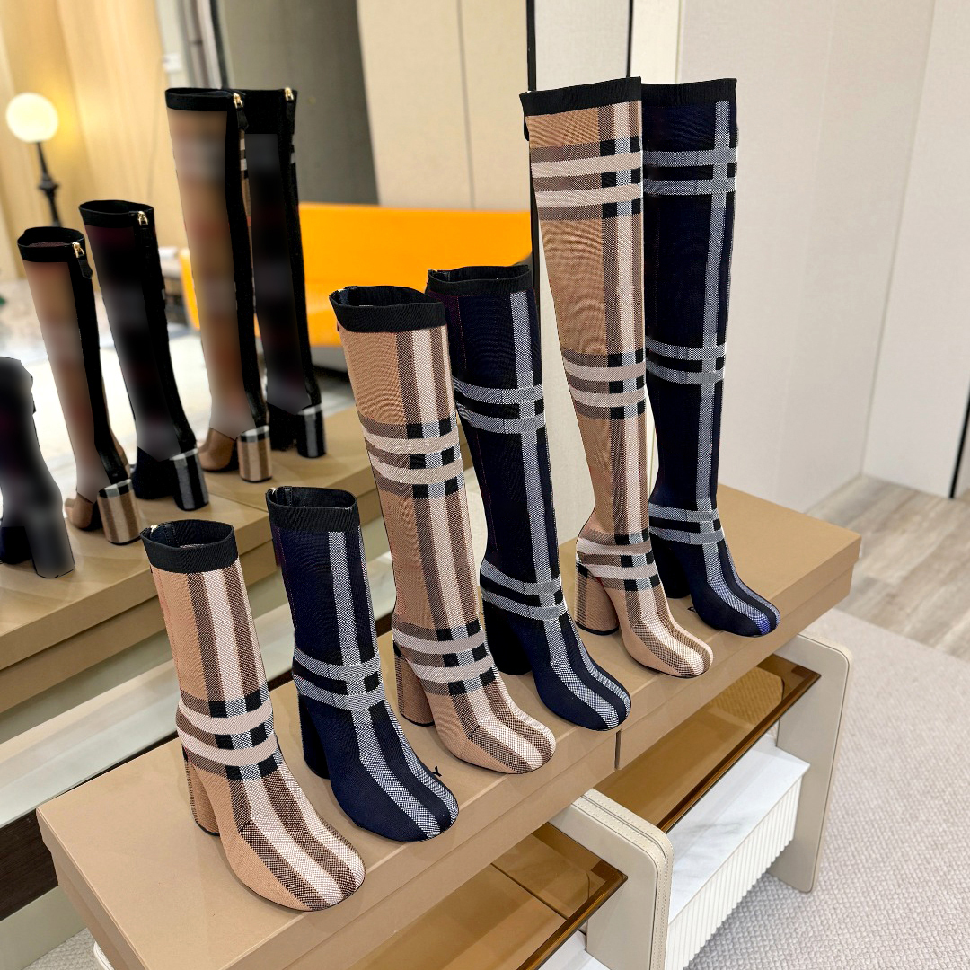 blueberry Fashion Knee High Boots Side Buckle Women Plaid Stripes Fabric Ankle Boots Mid Calf Outdoor Designer bootie Rubber 10a New Luxury Rain boo