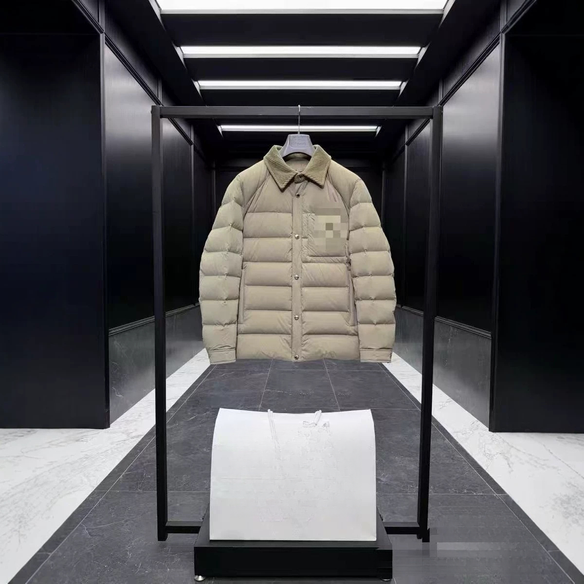 P brand triangel brand logo men jacket designer white duck collar lightweight down jacket, casual striped Horizontal Quilted Puffer Coat Unisex Wint