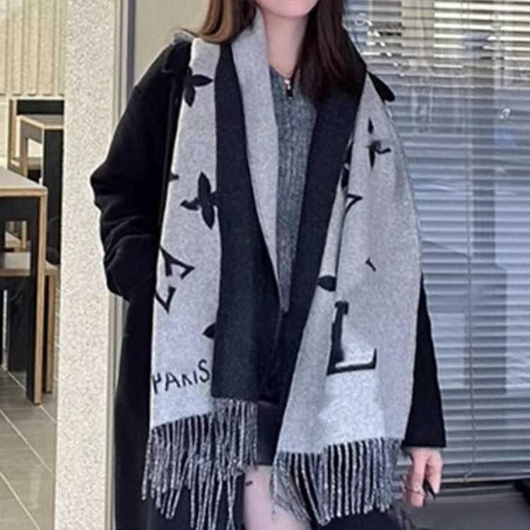beach 2023New Old Letter V party Flower Autumn and Rabbit Scarf Womens Winter Warm Double Sided Two Color S260917SJHA