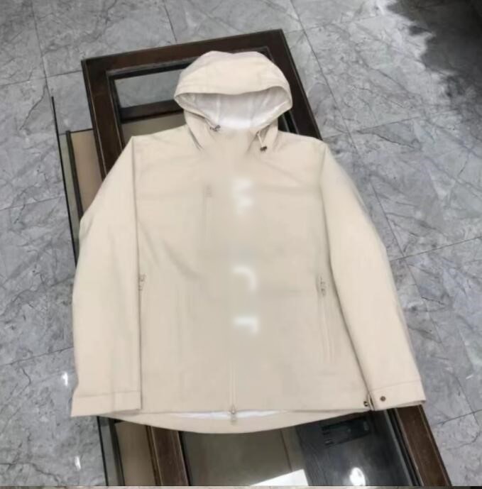Designer Men's Hooded Jackets Luxury Brand Fashion Black Warm Windproof Jacket Fashion Casual Zipper Outdoor Men's Coat