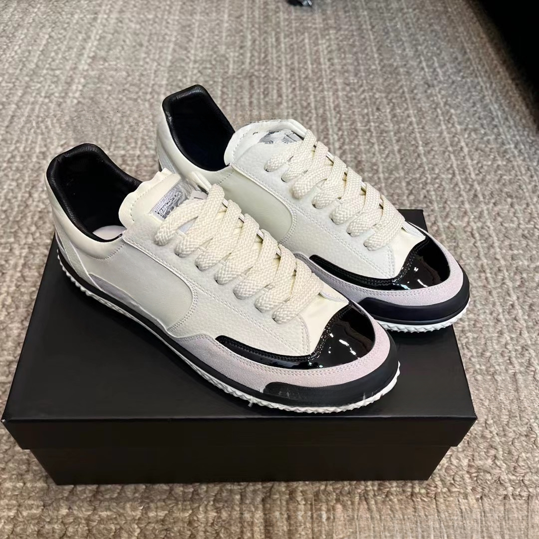 C designer shoes new color blocked casual shoes round toe flat shoes leather lace up versatile German training shoes fashionable women s sports shoe