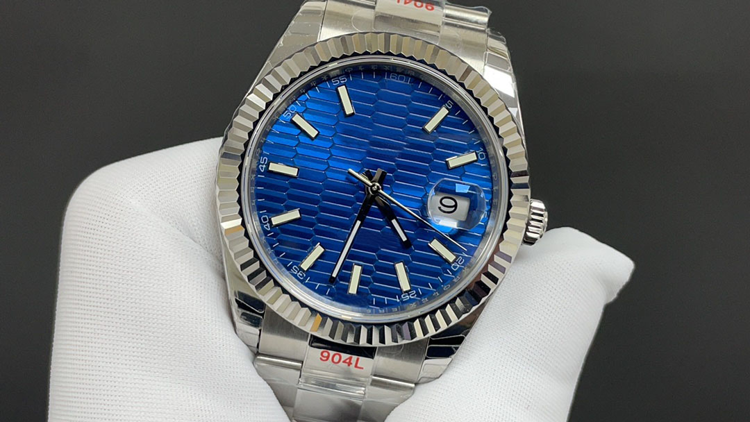 The latest version EWE manufacturer 3235 Log-type series m126234 Blue dial 41mm Stainless steel bracelet Automatic mechanical men's watch