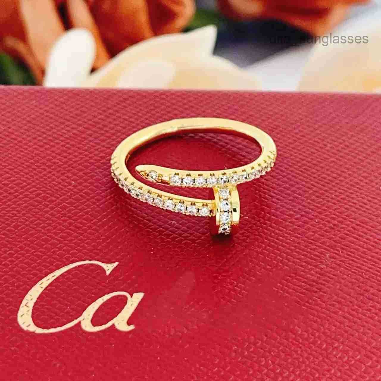 ring Designer ring luxury designer rings for Women love Designers Simulated Diamond White Rose Gold trend fashion gold cool classic nice