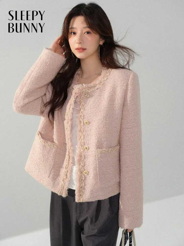 Tweed Short Elegant Jacket for Women Sweet Slim Fit Round Neck Coat Winter Fashion Textured Outerwear for Office and Daily Wear C260917