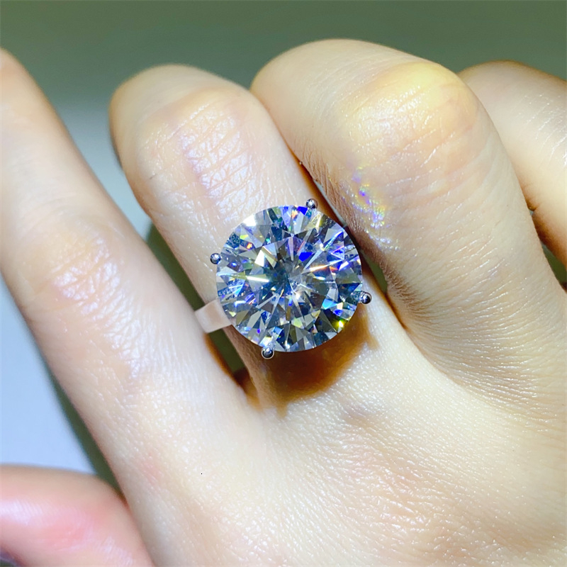 D Color 10 VVS Moissanite Diamond Silver Gold Plated Women's Ring with Certificate and Black Card