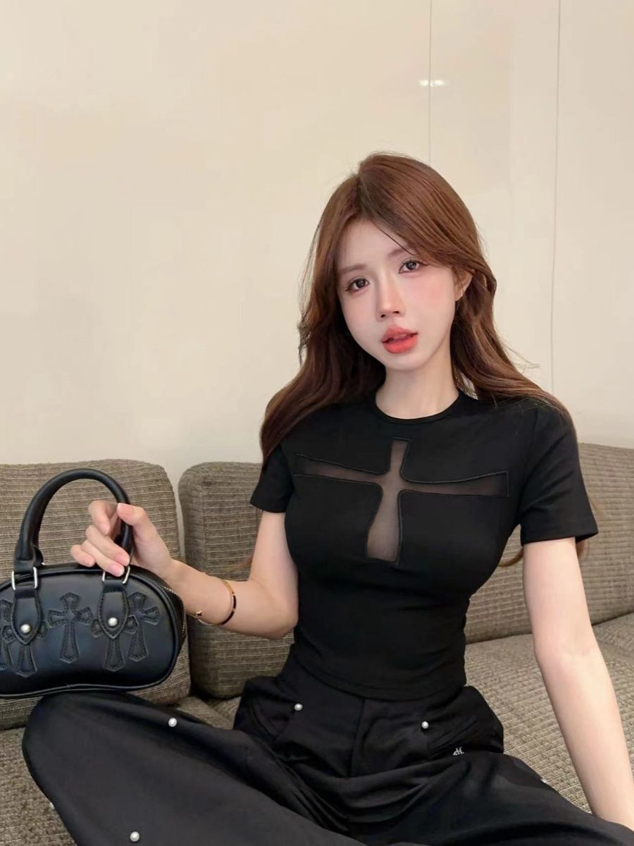 2026 Korean-style new solid-color versatile hollow-out cross short-sleeve fashionable slim-fit top with a cinched waist, trendy on Instagram 6d