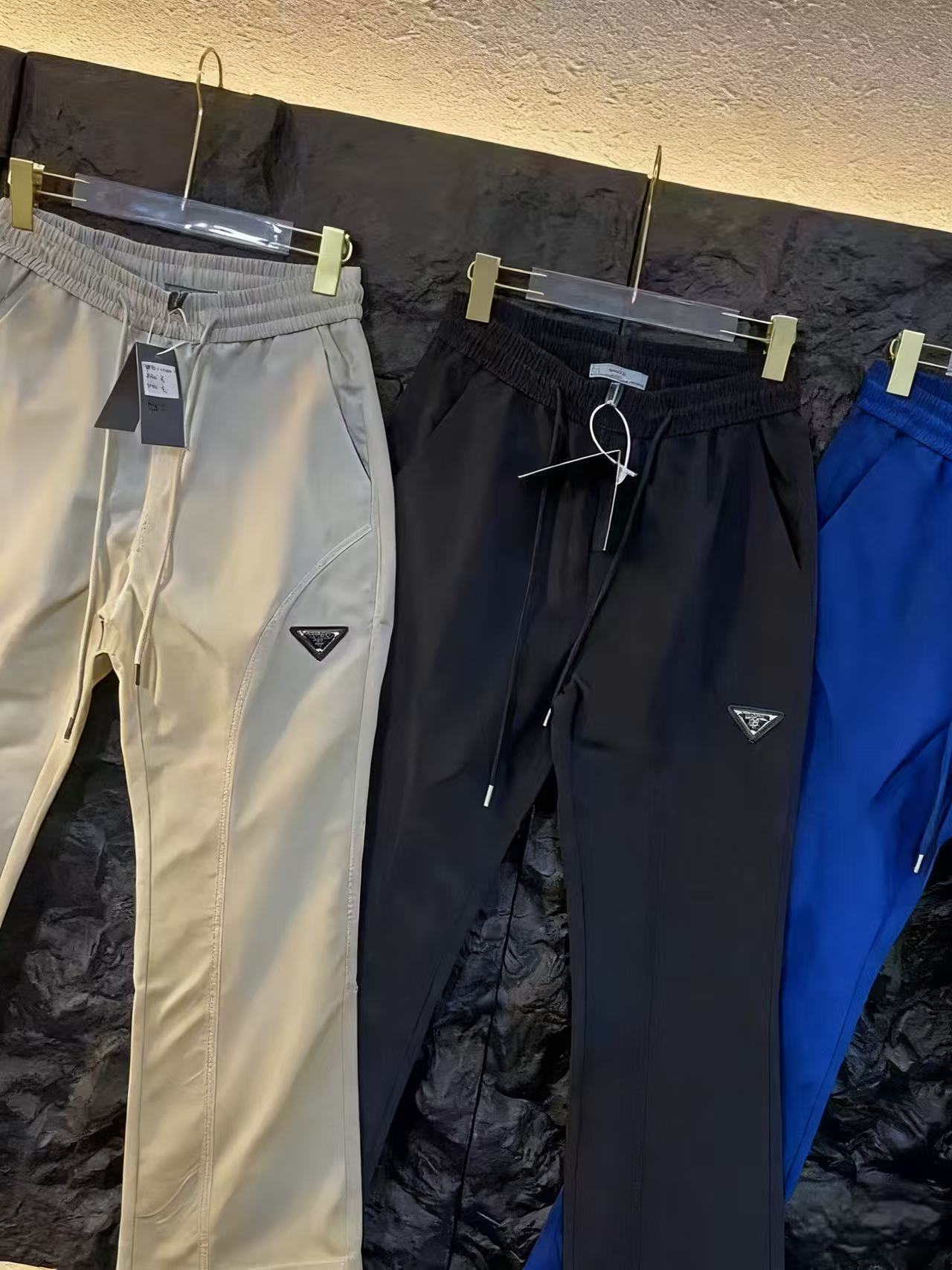 New Luxury Men's Breathable Loose Triangle Casual Pants Fashion Thin Long Pants Quick-Dry American Style Slightly Flared Pants