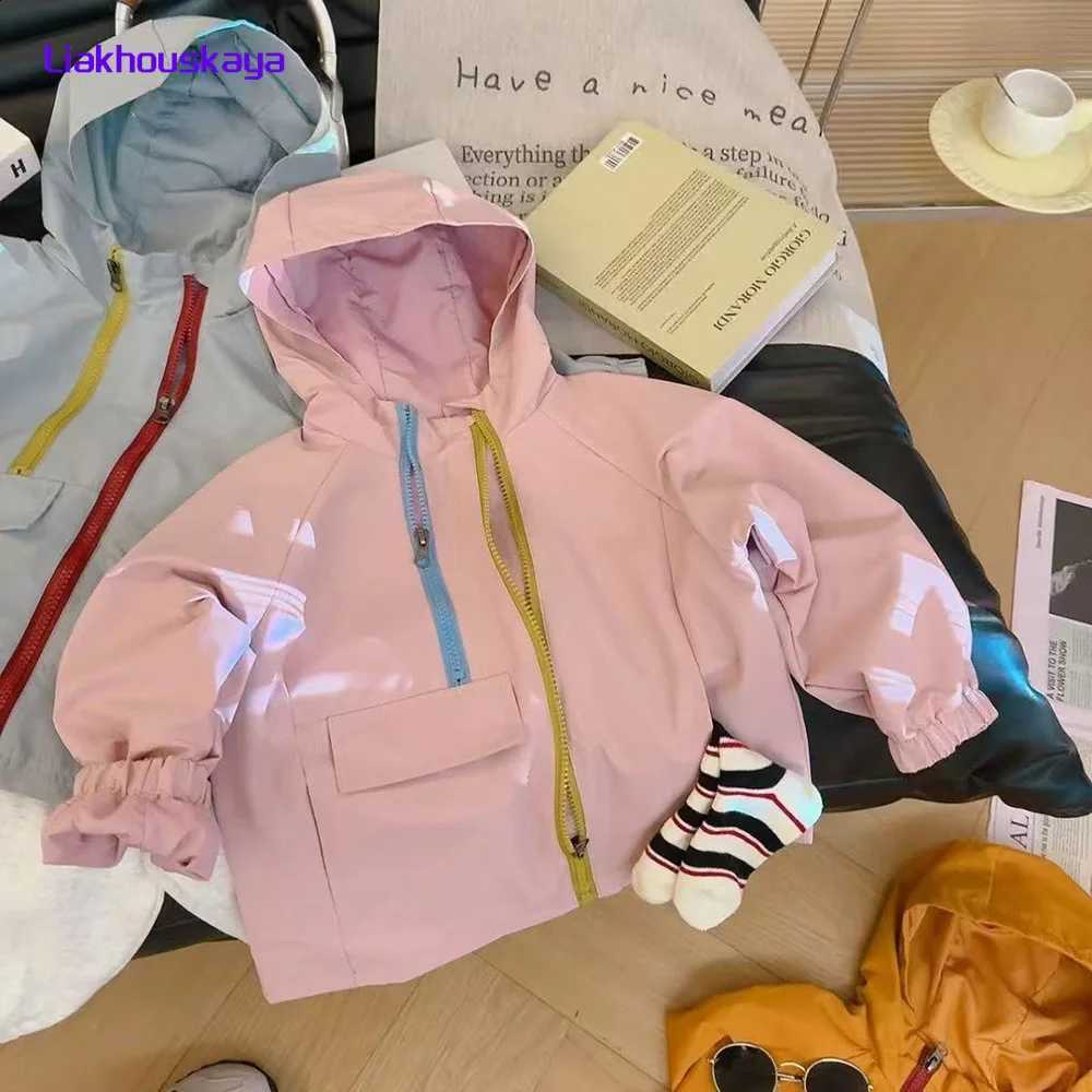 New Kids 2026 Jacket Spring Windbreaker Coat For Boys Girls Windproof Stain Resistant Three Proof Softshell Outdoor HoodedT260916