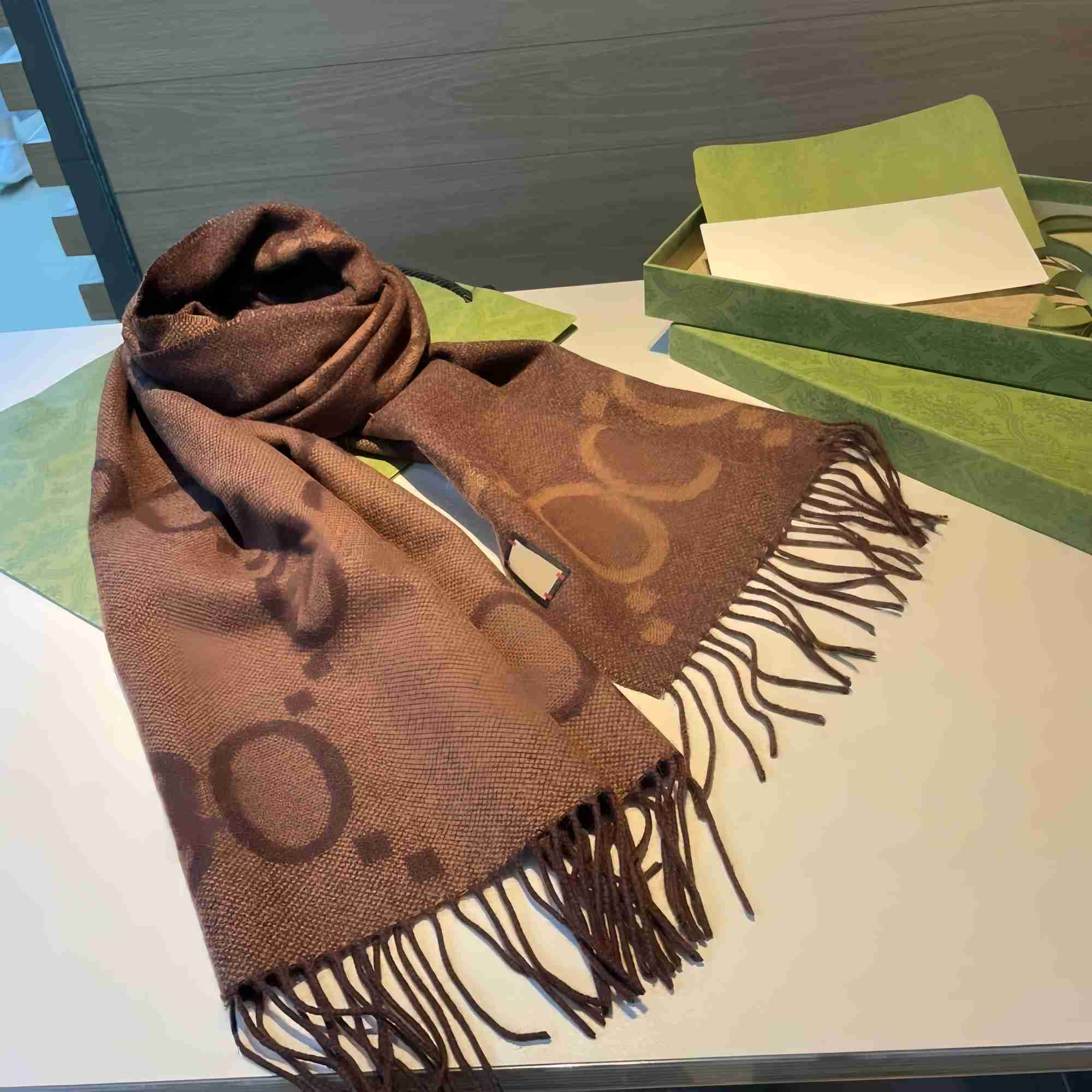 % Scarf Cashmere Scarves For Winter Warm Womens and mens Long Wraps Plaid Women Man silk scarf S2609172HCD