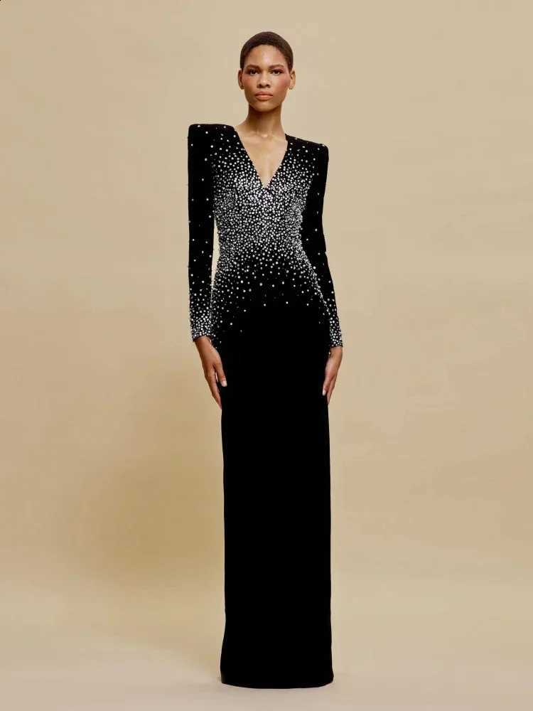 V Neck Sexy Pearl Diamonds Embellished Long Dress Women Black Long Sleeve Luxury Rhinestone Beaded Bodycon Dresses Evening Party C260917