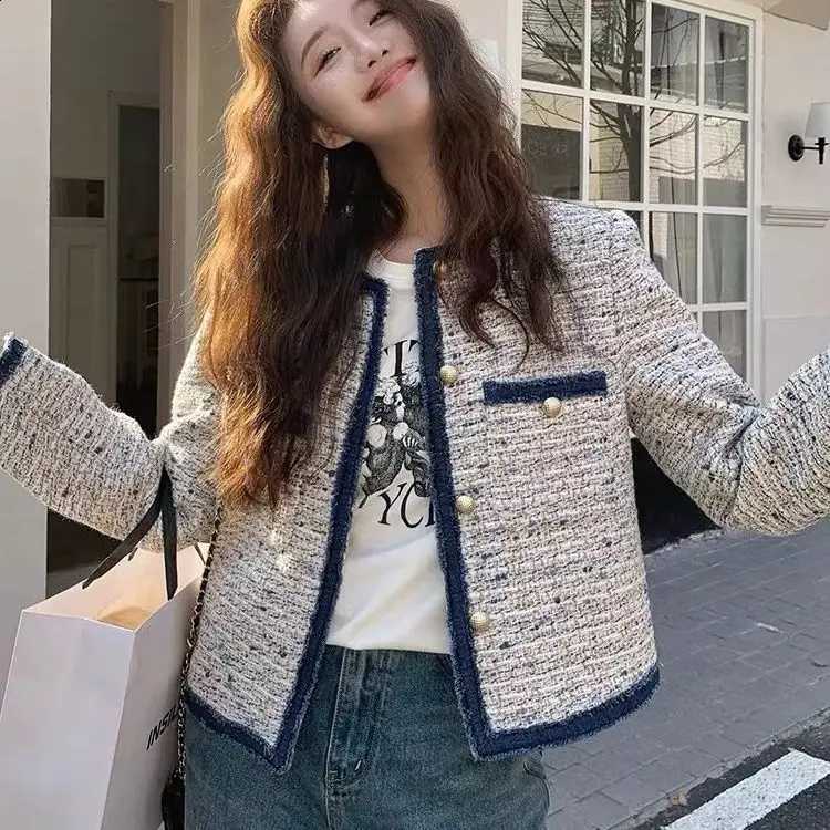 Retro Autumn 2025 Winter Korean Style Female Single Breasted Short Jackets Tweed Small Fragrant Style Women's Outerwear X880 C260917