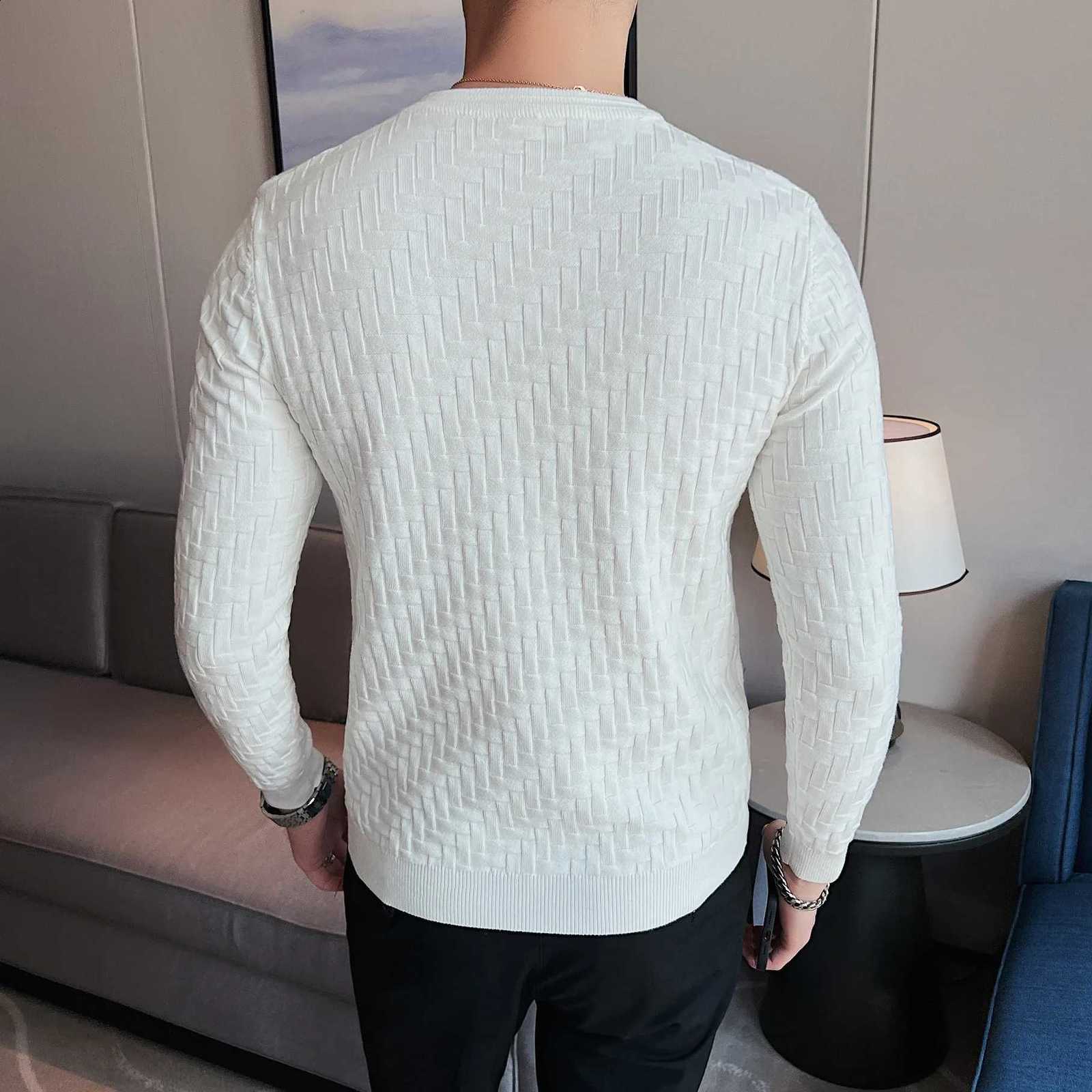 Stretchable Jacquard Woven Winter 2023 Crew Neck Sweater Men's Slim Fit Pullover Knitwear Blue Fashionable Check Pattern J260916