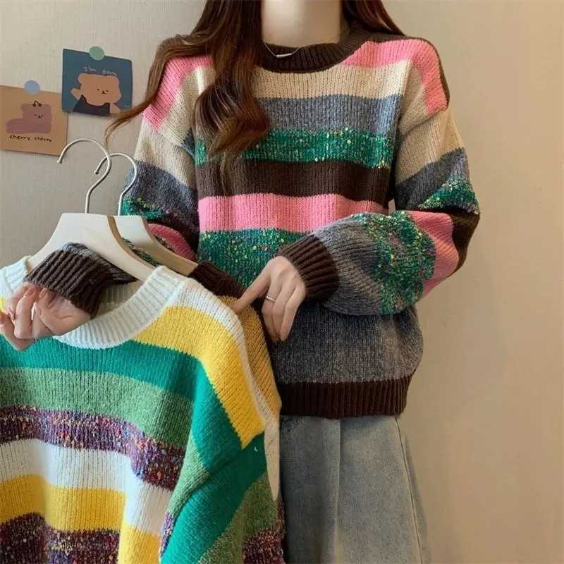 Women's autumn and winter new retro design sense short top casual temperament slim rainbow striped knit pullover S260917PYV3