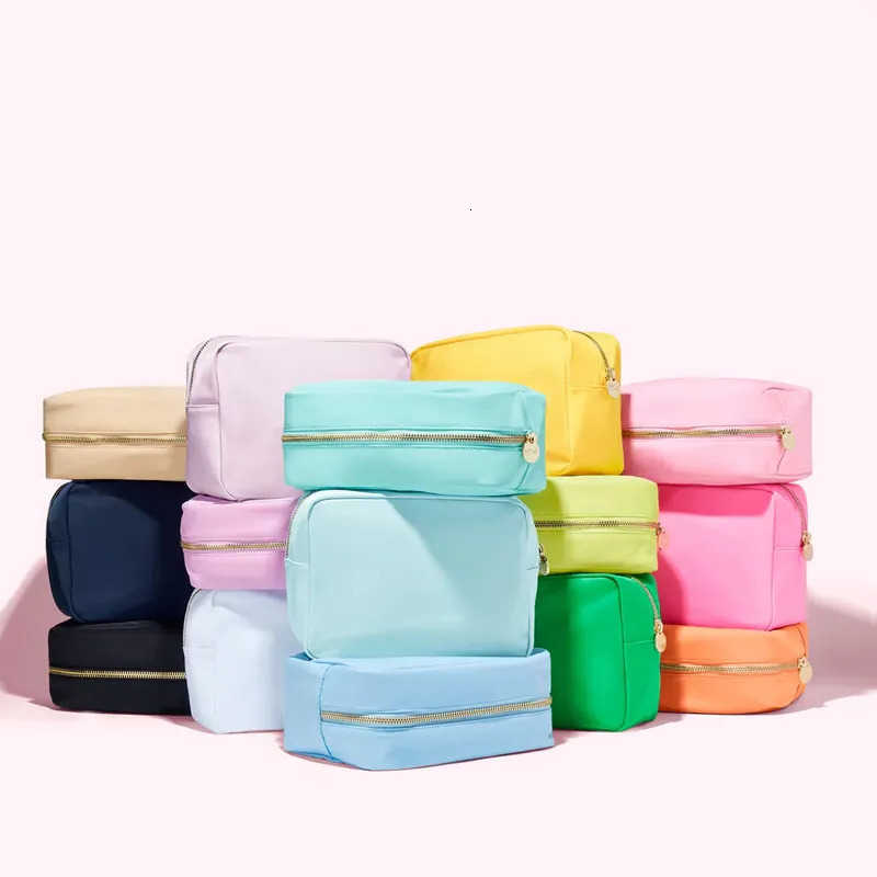 /M/L/XL 17 S Color Nylon Pouch Makeup Cosmetic Bag Zipper Toiletries Organizer Bag For Women Girls Travel Gift Makeup PouchT260917