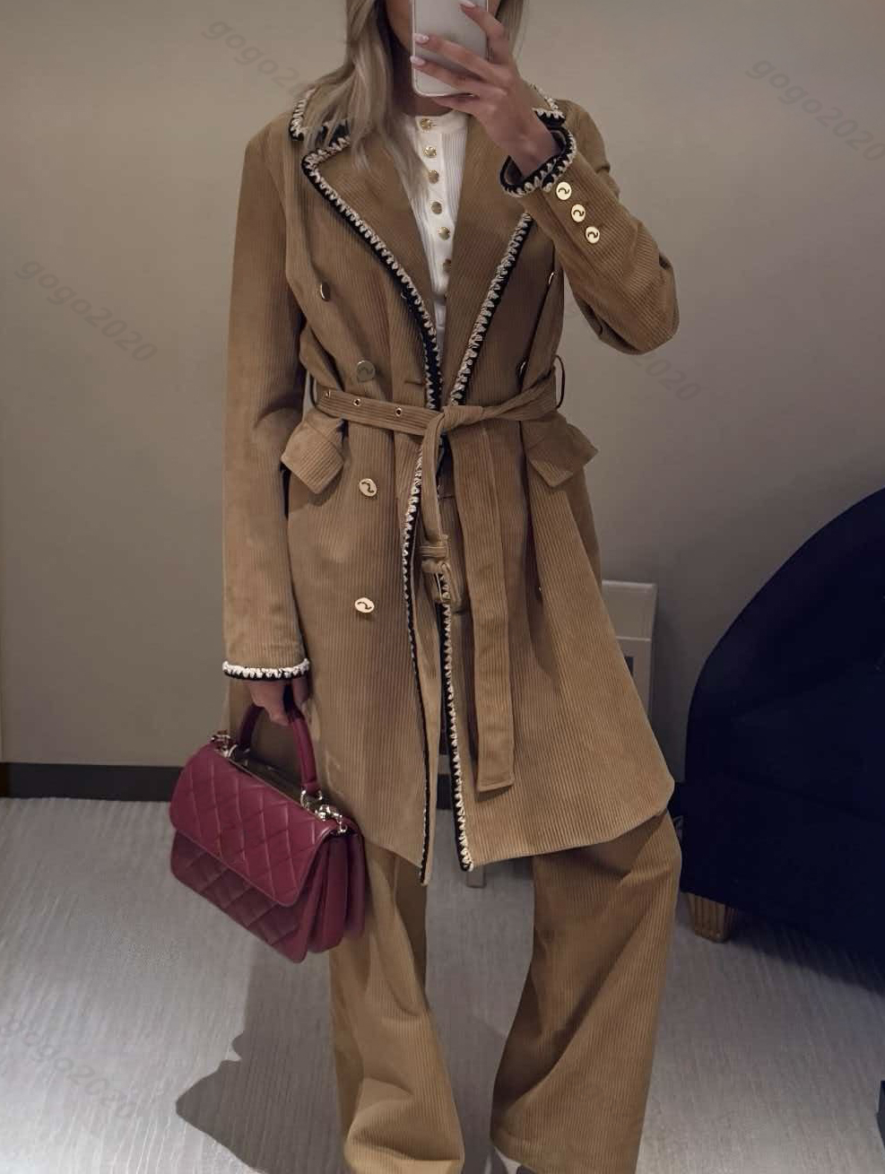 Autumn Women's Corduroy Coats Design Trench Coats Cotton Blouson Windbreaker Jackets Design Coat New Girls Runway Casual Letter Buttons Longer