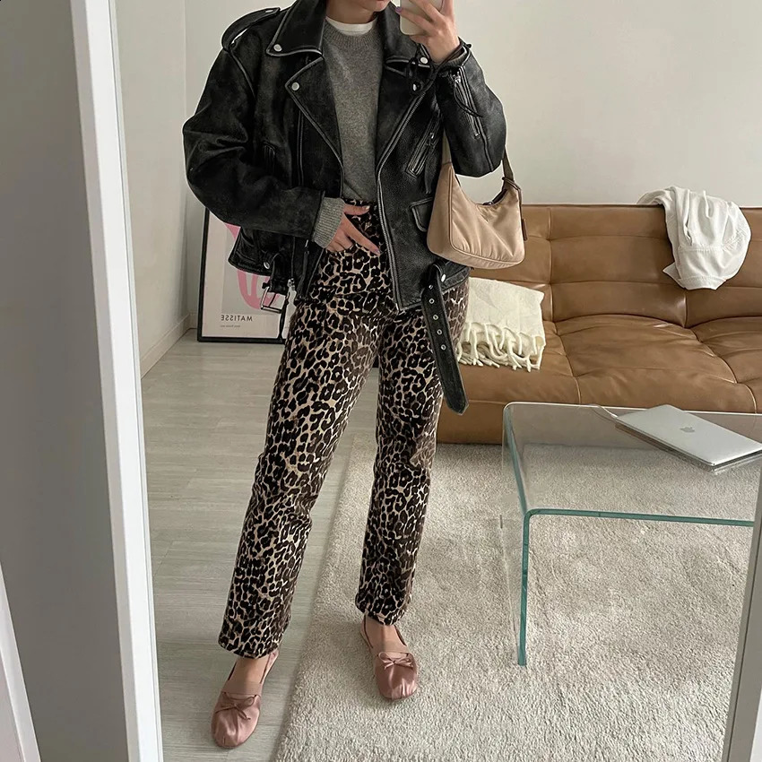 Vintage Leopard Print Denim Jean Women Y2K Casual High Waist Straight Pencil Long Pants Harajuku Streetwear Chic Female Trousers 260917