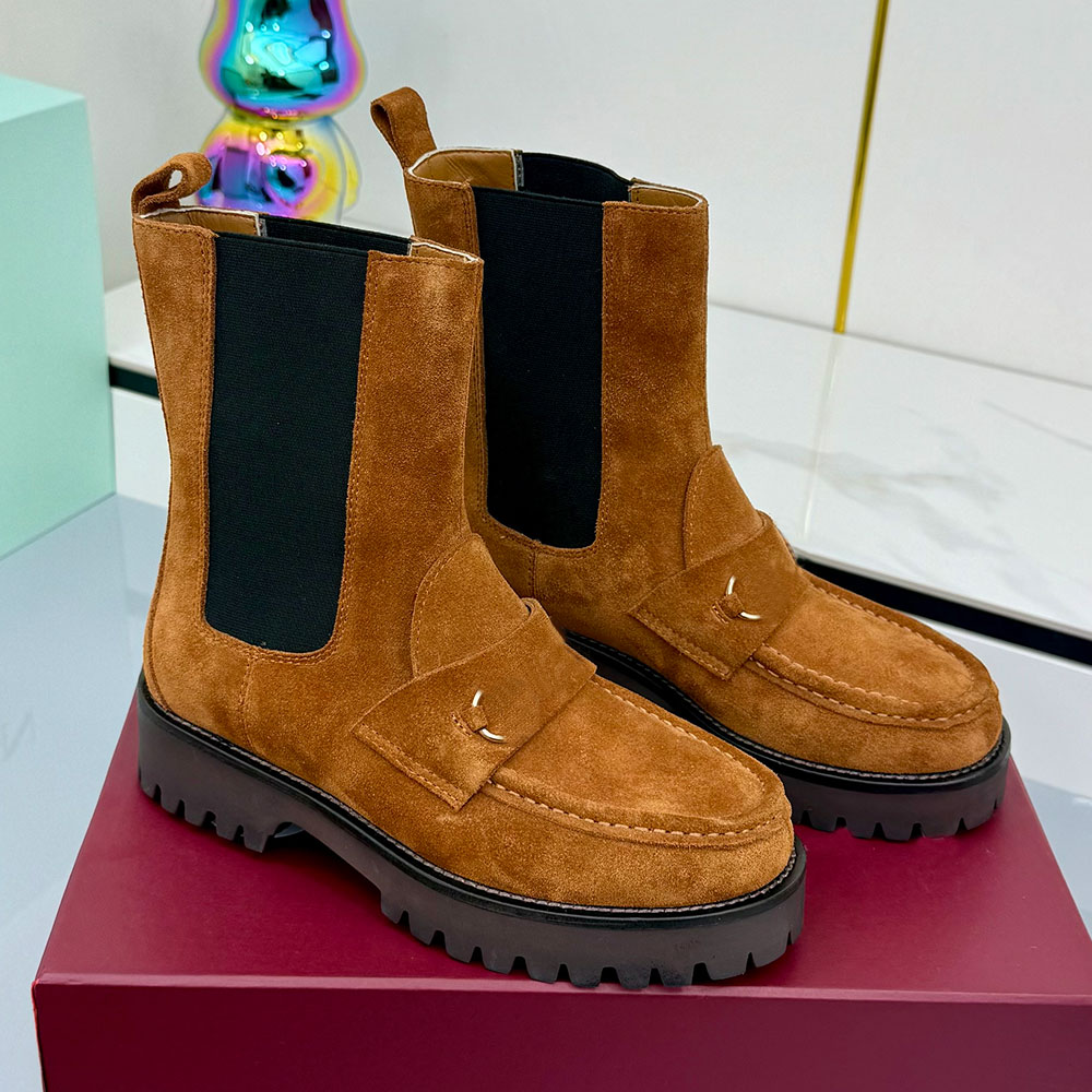 Womens Designer Suede Boot Fashion Luxury Ankle Boots Daily Outfits Refined Casual Knight Boot Retro Fashion Brand Autumn Winter Boot Height 5cm Lea