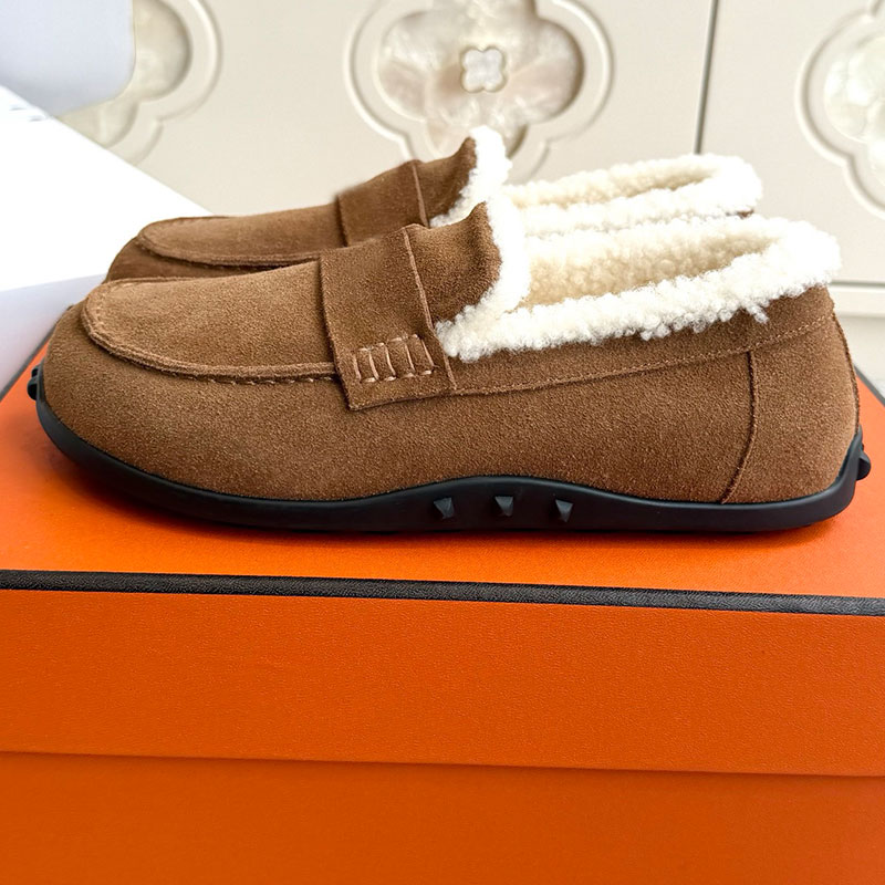 Lazy loafer designer fashion week sandals mens womens autumn new sandals high quality suede leather upper soft comfortable wool lining couples round
