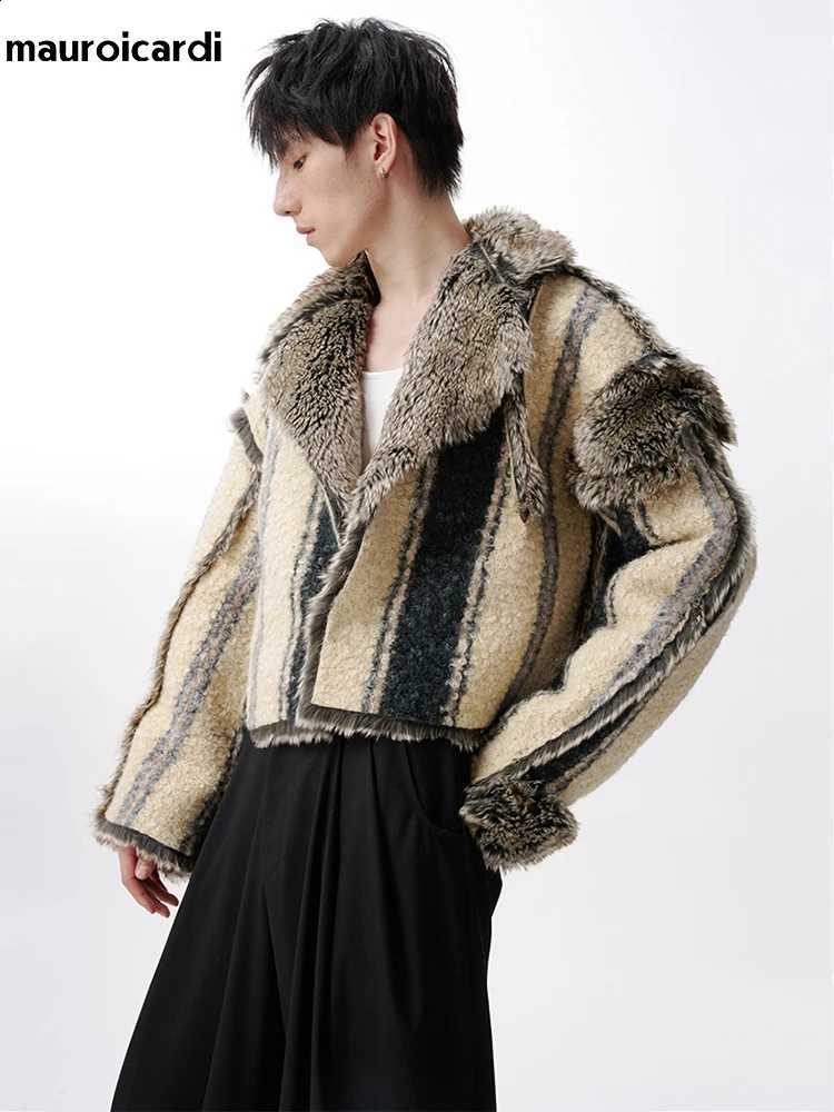 Oversized Mauroicardi Autumn Cool Winter Thick Warm Reversible Fluffy Jacket Faux Fur Coat Men Runway European Fashion W260915